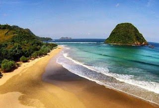 https://tempat.org/2016/09/keindahan-pantai-pulau-merah-banyuwangi.html