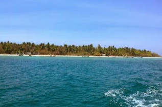 https://tempat.org/2016/11/pesona-keindahan-wisata-pulau-giliyang.html