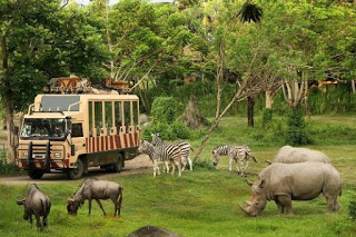 https://tempat.org/2017/02/pesona-keindahan-wisata-bali-safari-dan.html