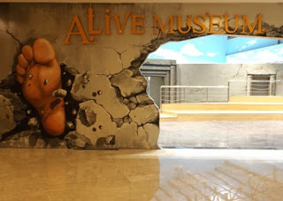 https://tempat.org/2017/05/daya-tarik-objek-wisata-alive-museum.html