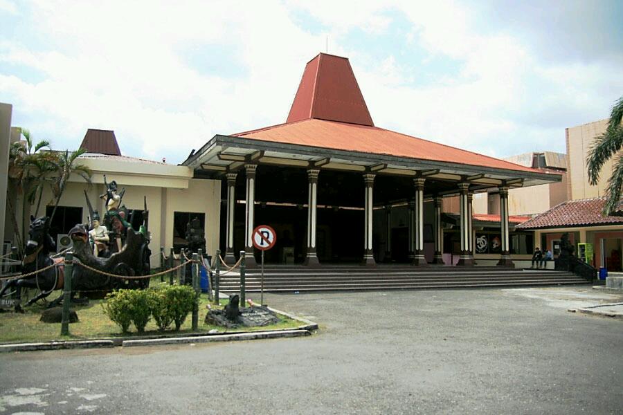 Lokasi Museum Ronggowarsito