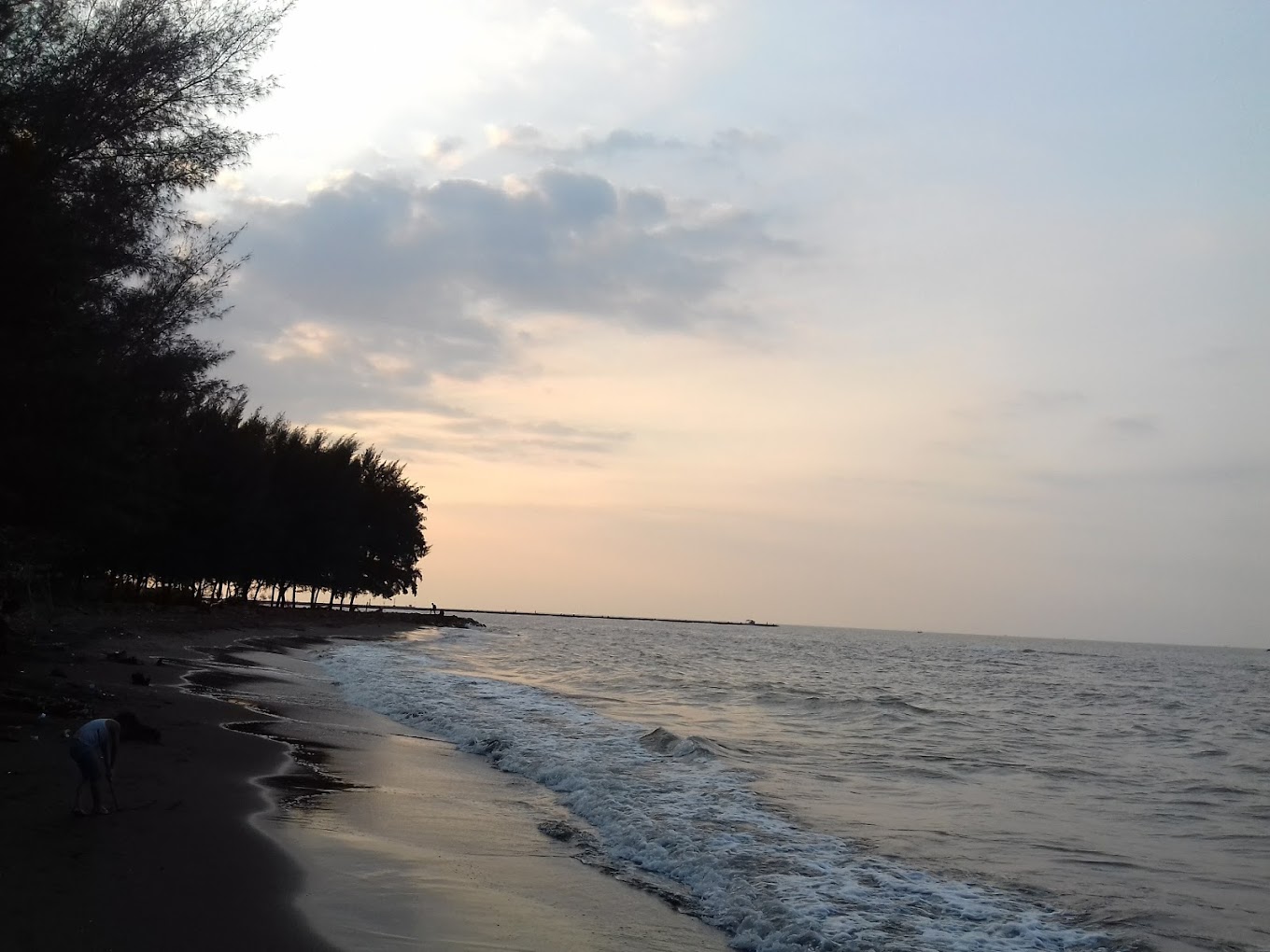 Pesona Keindahan Destinasi Wisata Pantai Slamaran di Krapyak lor Pekalongan Jawa Tengah