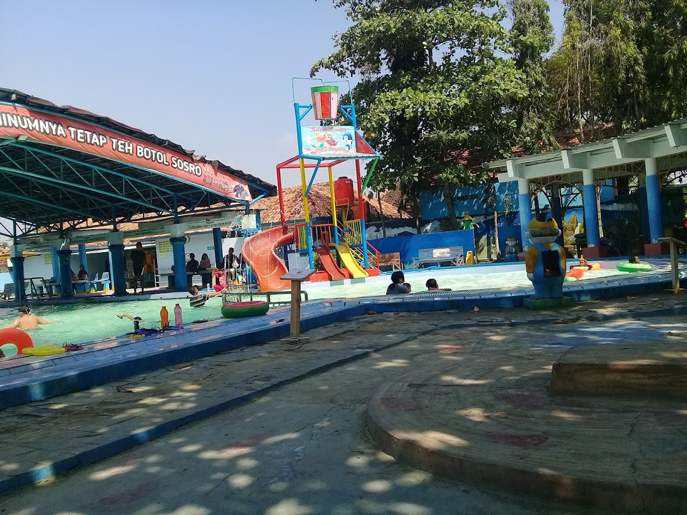 Pesona Keindahan Wisata Waterpark kartini di Lasem Rembang Jawa Tengah