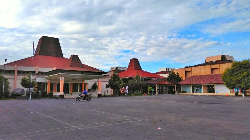 Keindahan Wisata Museum Ronggowarsito di Kalibanteng kulon Semarang Jawa Tengah