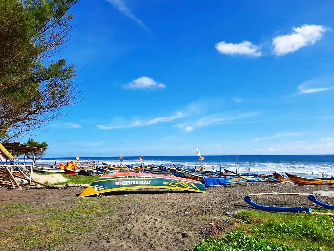 Pesona Keindahan Wisata Pantai Jatimalang di Jatimalang Purworejo Jawa Tengah