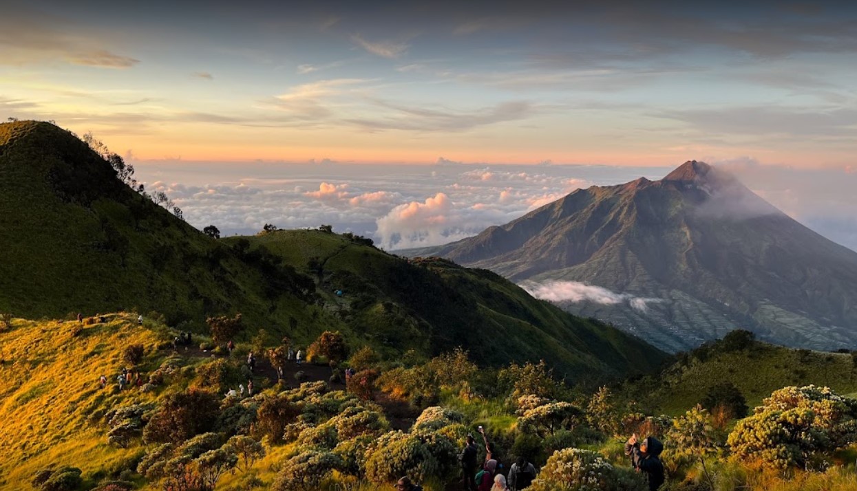 Daya Tarik Objek Wisata Gunung Merbabu di Tajuk Salatiga Jawa Tengah