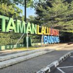 pesona keindahan Wisata Taman Ade Irma Suryani Nasution (Taman Lalu Lintas) di Merdeka Bandung jawa Barat