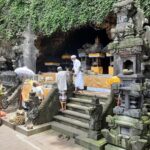 Destinasti Keindahan Wisata Pura Goa Lawah di Dawan Klungkung Bali