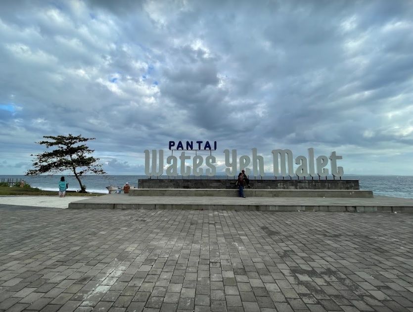 Pesona Keindahan Wisata Pantai Wates di Manggis Karangasem Bali