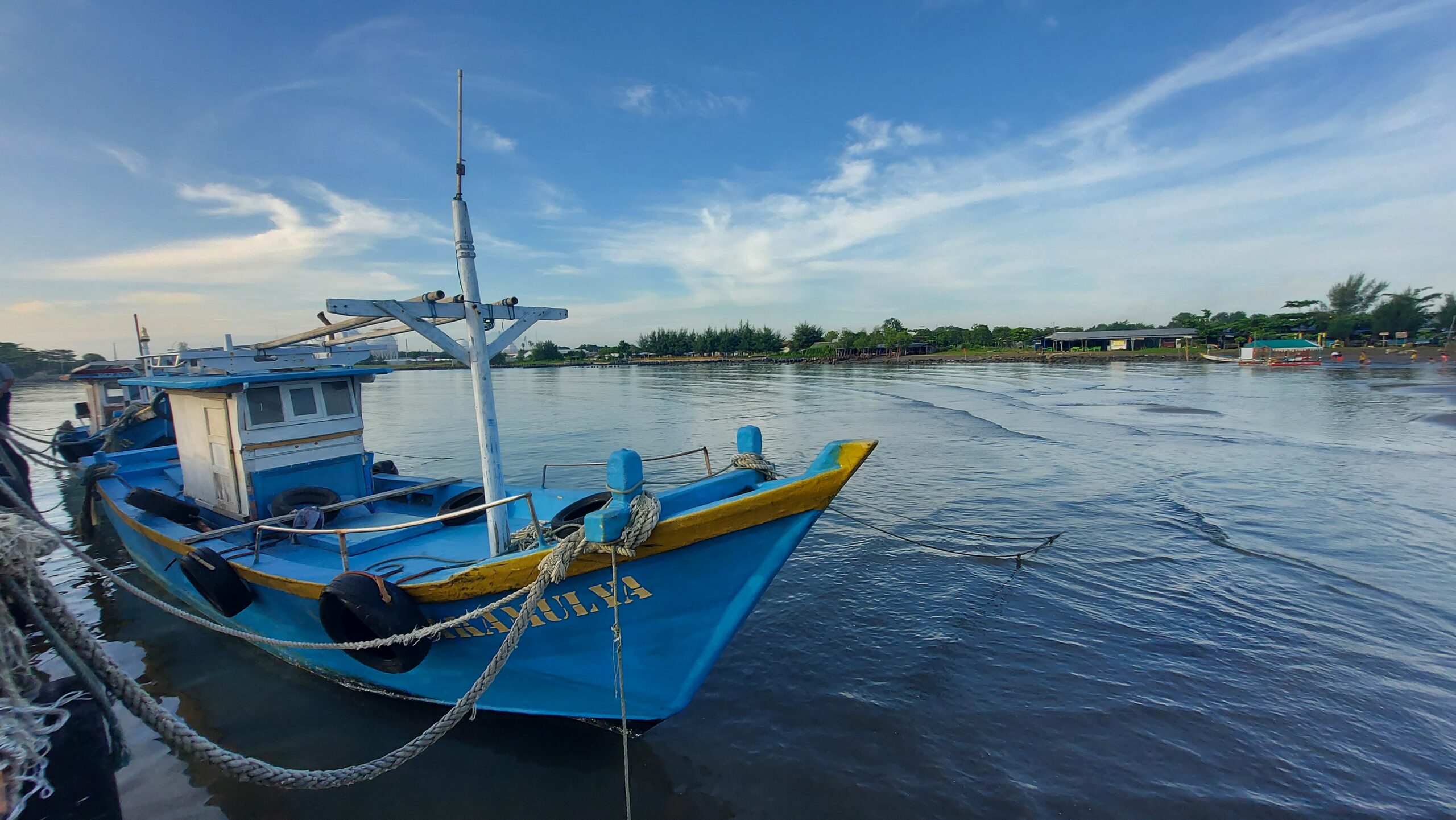Daya Tarik Obyek Wisata Pantai Balongan Indah di Balongan Indramayu Jawa Barat