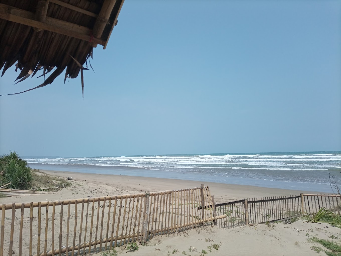 Destinasti Keindahan Wisata Pantai Talanca di Sukamanah Lebak Banten