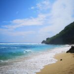 Destinasti Objek Wisata Pantai Nyang Nyang di Pecatu Badung Bali