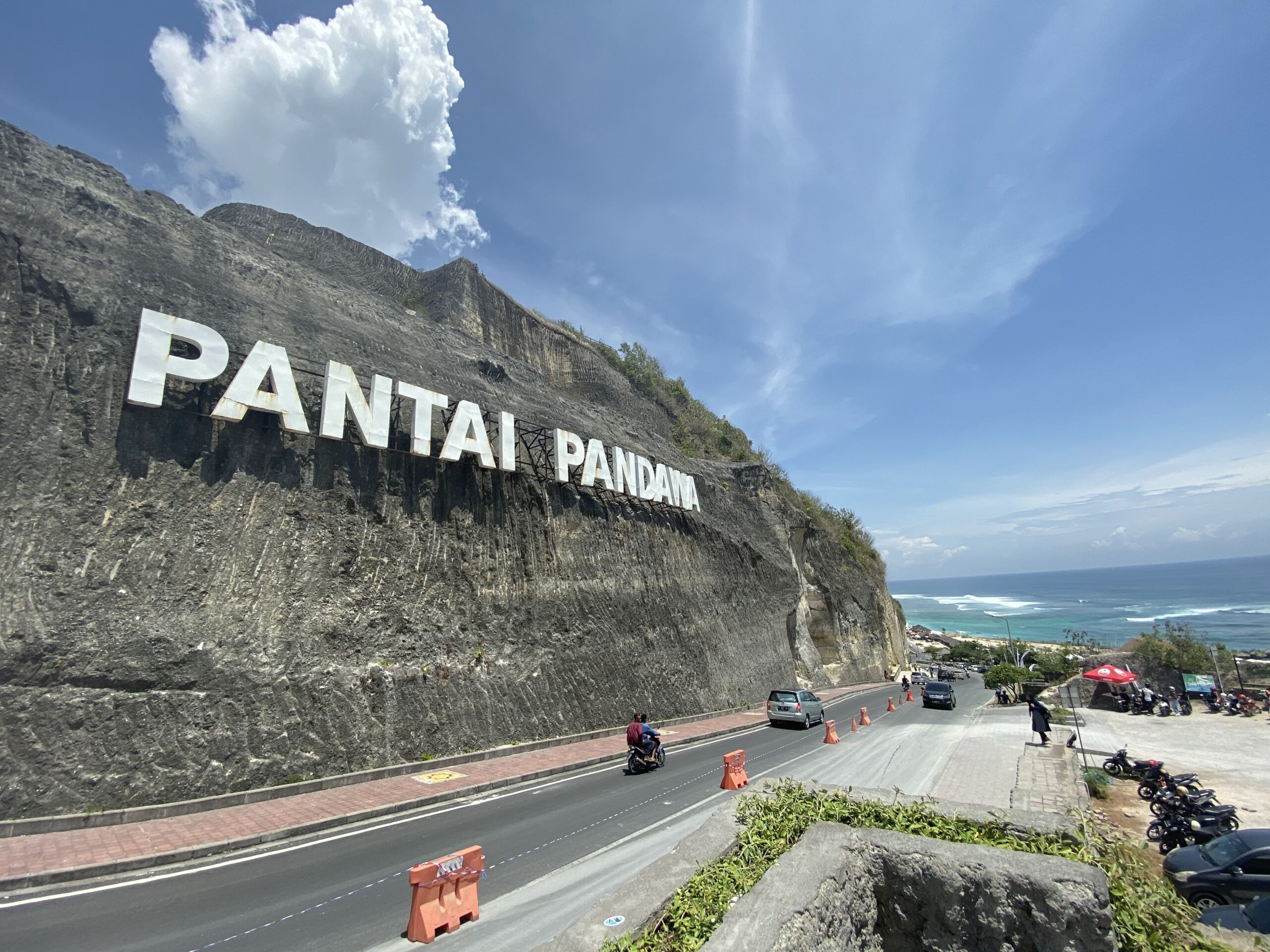 Destinasti Objek Wisata Pantai Pandawa di Kuta Selatan Badung Bali