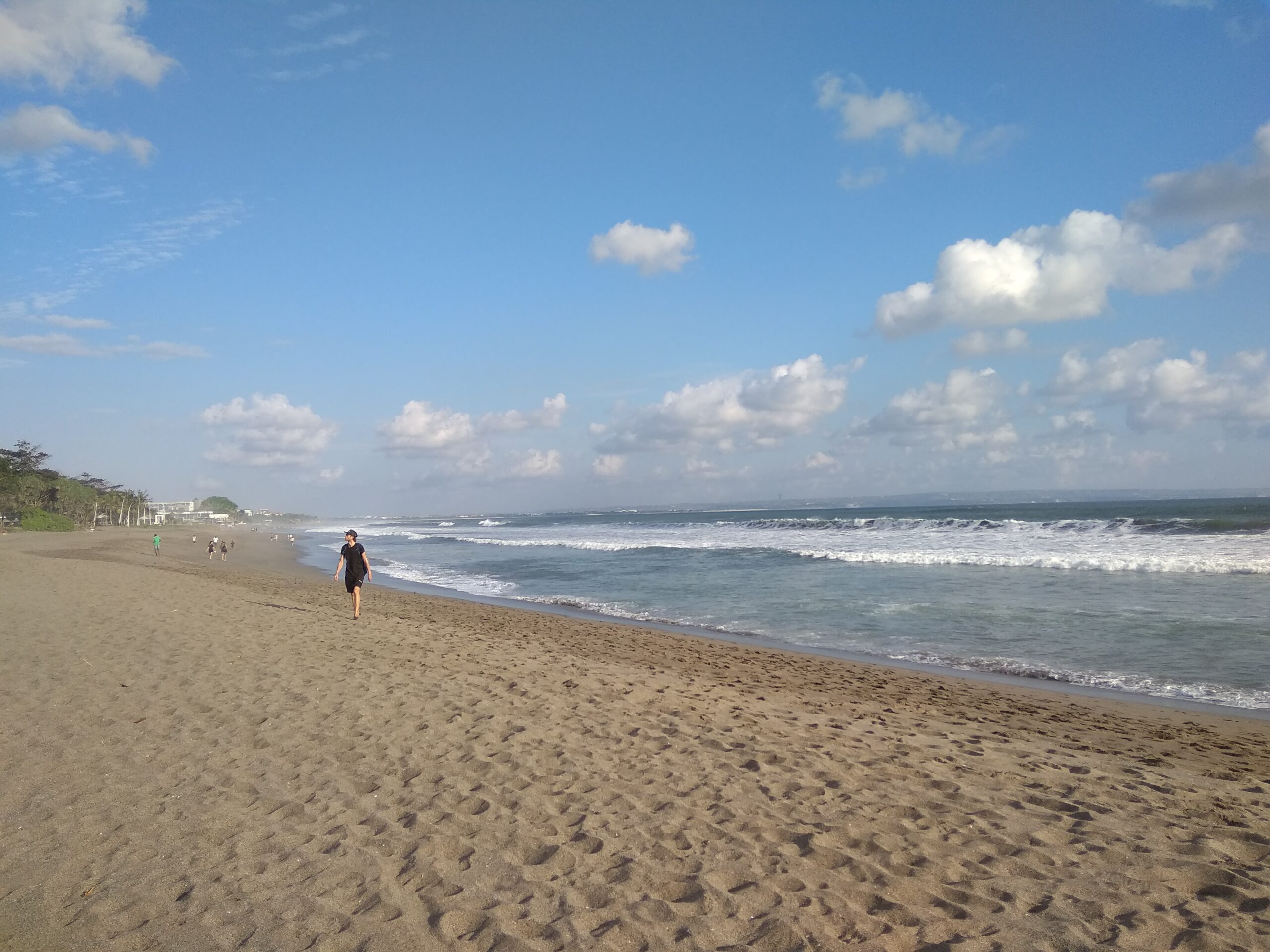 Destinasti Objek Wisata Pantai Pantai Kayu Putih di Kuta Utara Badung Bali