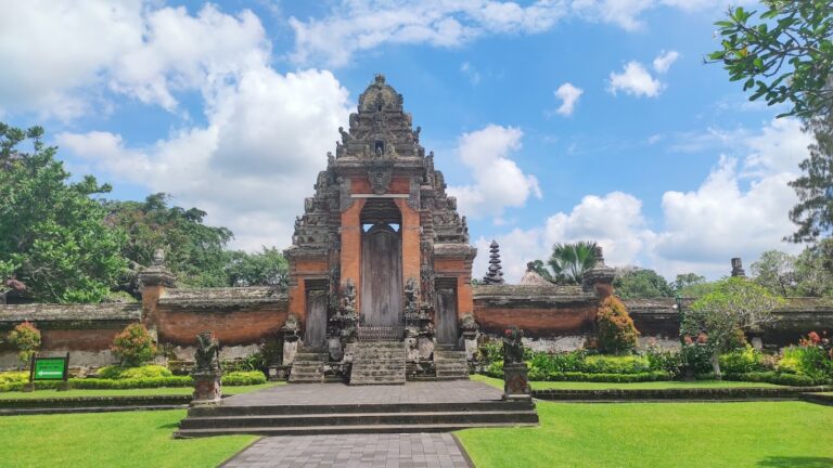 Destinasti Objek Wisata Pura Taman Ayun di Mengwi Badung Bali