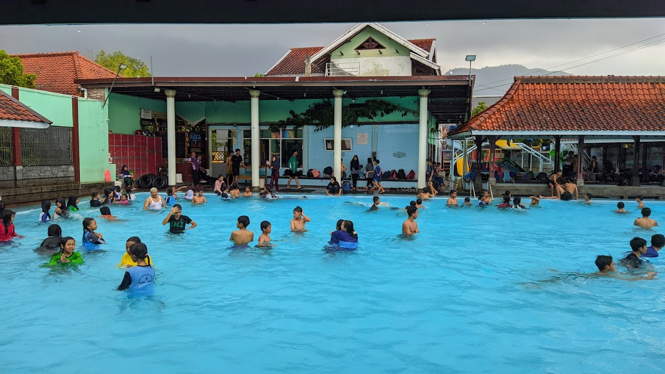Lokasi Wisata Pemandian Air Panas Cipanas Tarogong