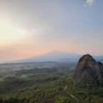 Pesona Keindahan Obyek Wisata Gunung Batu Tilu di Cimara Majalengka Jawa barat