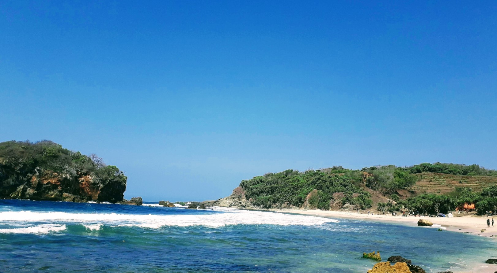 Pesona Keindahan Wisata Pantai Jungwok di Girisubo Gunung Kidul Yogyakarta
