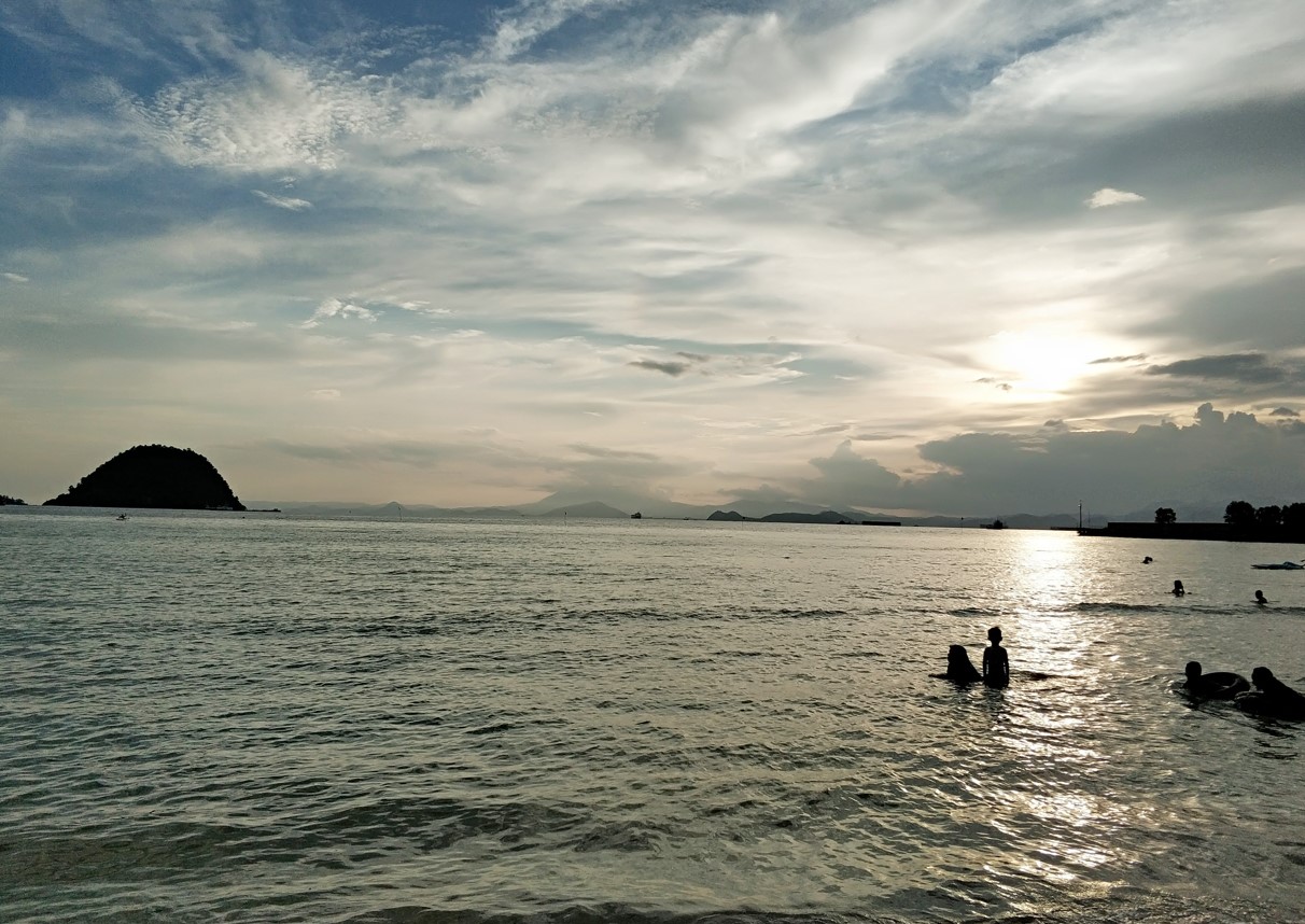 Daya Tarik Obyek Wisata Pantai Pasir Putih di Lampung Selatan Lampung