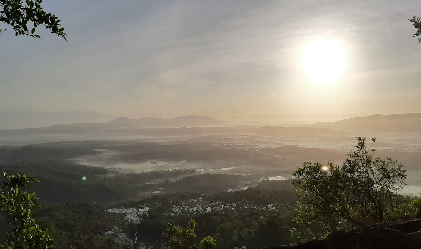 Pesona Keindahan Wisata Gunung Gambar di Ngawen Gunung Kidul Yogyakarta