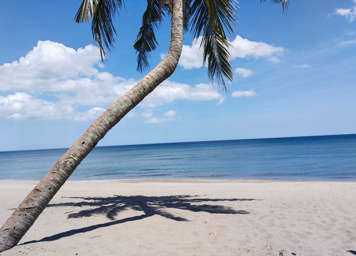 New Keindahan Wisata Pantai Lowita di Pinrang Sulawesi Selatan (2)